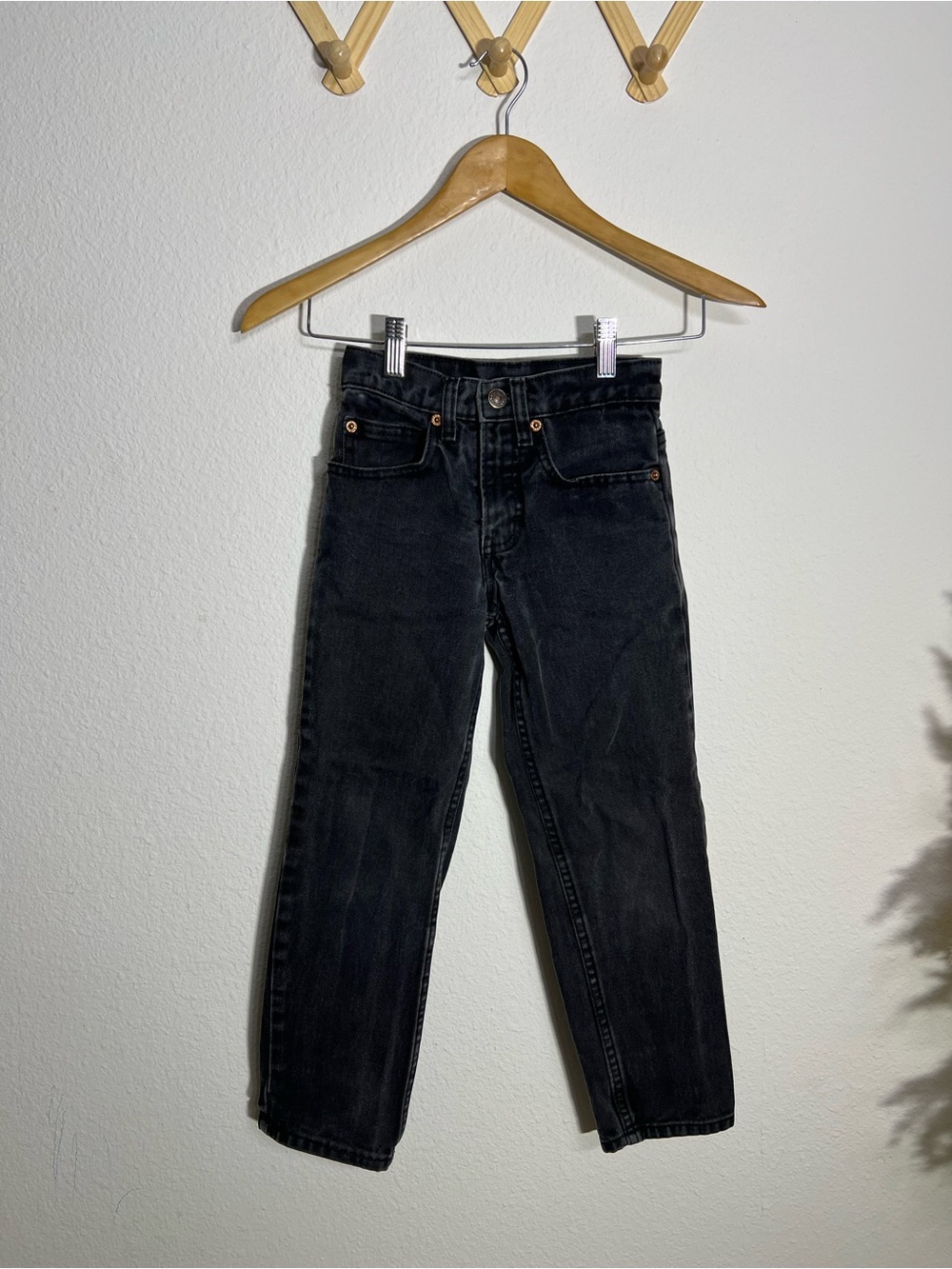 JORDACHE • vintage boys size 7 black denim jeans